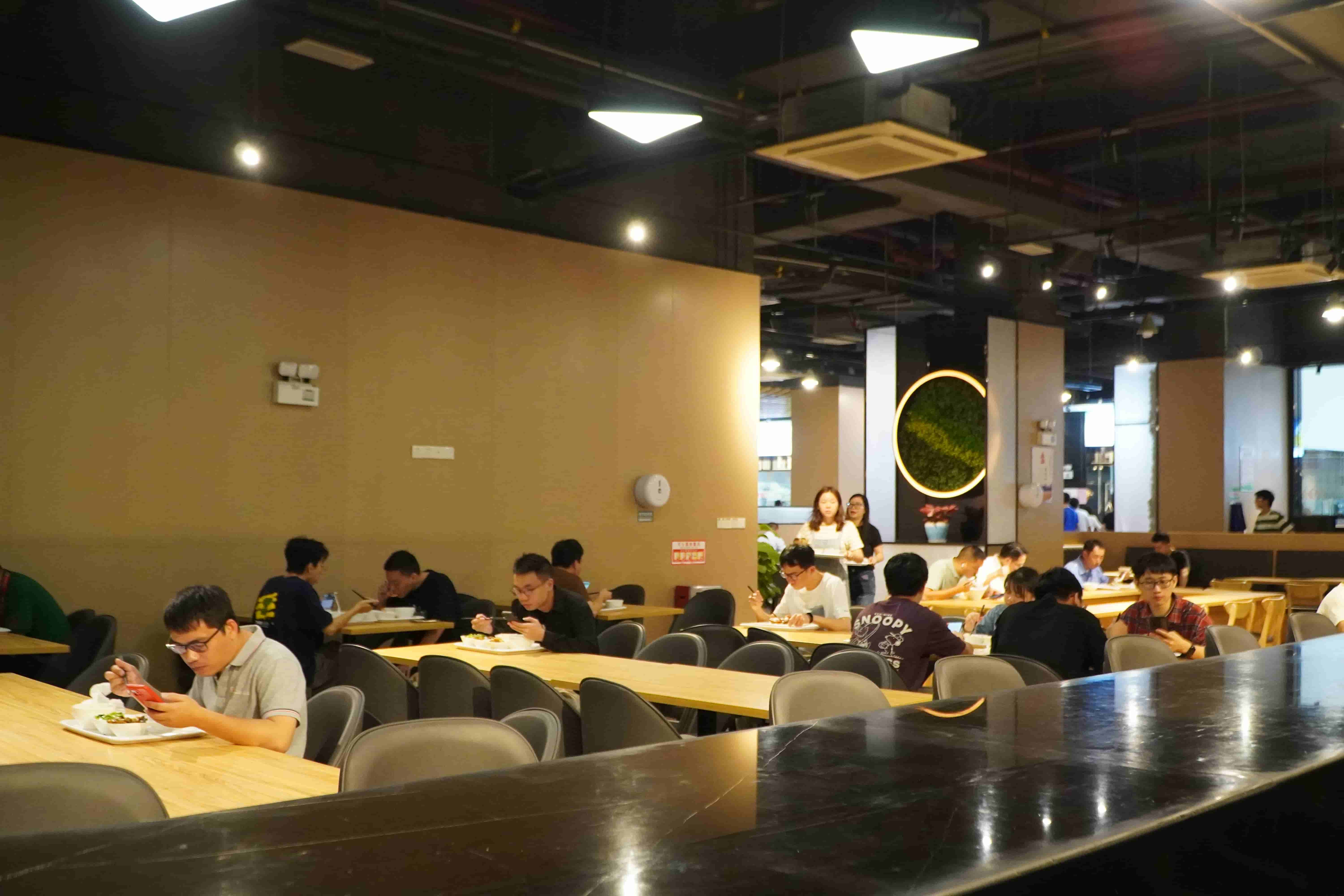 恒璟食堂：明晰嘉獎(jiǎng)標(biāo)準(zhǔn)，激發(fā)卓越服務(wù)活力
